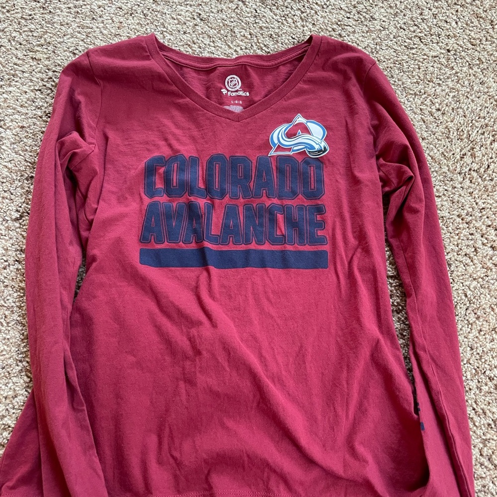 Womens Colorado avalanche tshirt